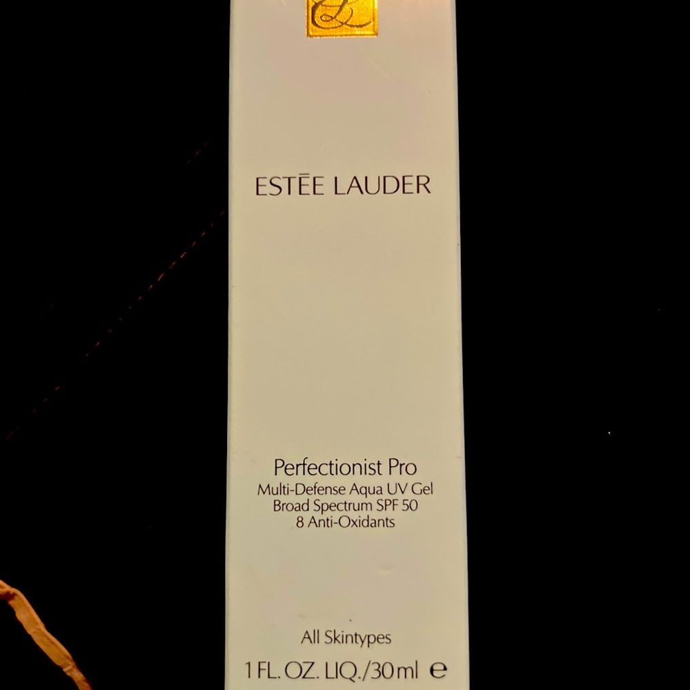 Estée Lauder perfectionist pro sunscreen for face